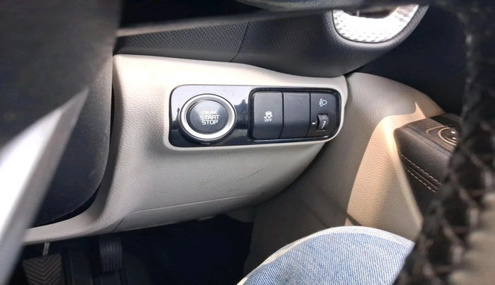 2021 KIA SONET HTX 1.0 IMT, Petrol, Manual, 834 km, interior