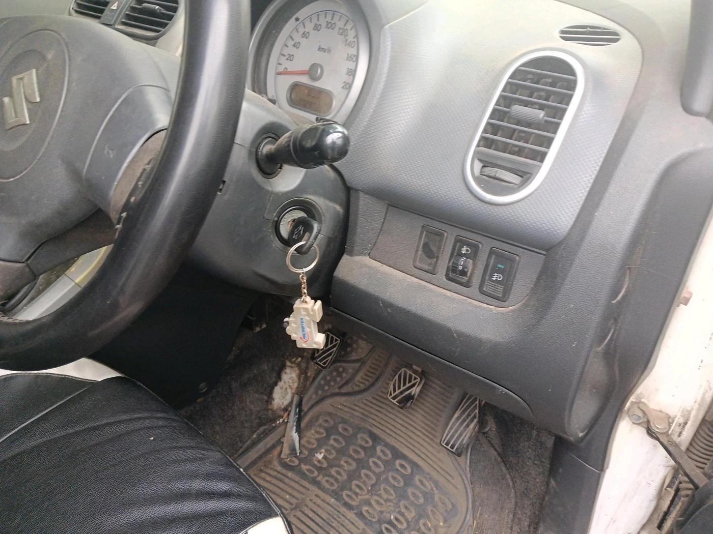 2011 Maruti Ritz VXI, Petrol, Manual, 1,72,974 km, interior