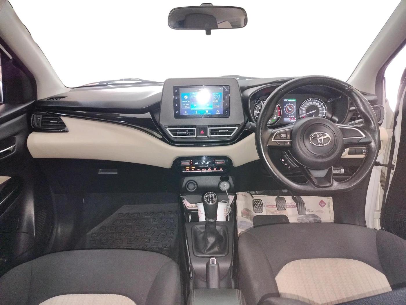 2024 Toyota Glanza G E-CNG, CNG, Manual, 54,626 km, interior