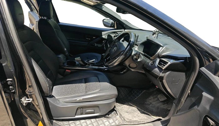 2021 Tata Harrier XZA PLUS 2.0L, Diesel, Automatic, 56,277 km, interior