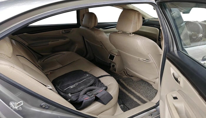 2016 Maruti Ciaz ZDI SHVS, Diesel, Manual, 97,630 km, interior