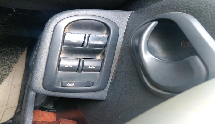 2014 Renault Duster RXL PETROL, Petrol, Manual, 72,050 km, interior