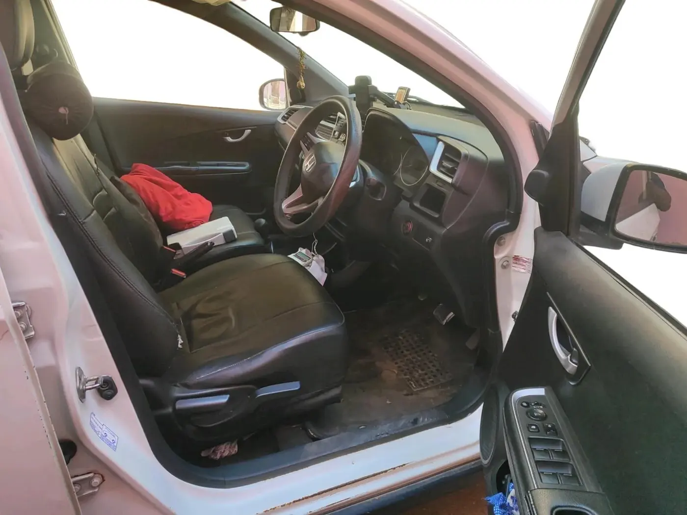 2016 Honda BR-V 1.5L I- DTEC VX, Diesel, Manual, 2,20,459 km, interior