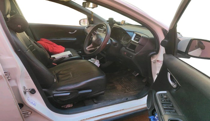 2016 Honda BR-V 1.5L I- DTEC VX, Diesel, Manual, 2,20,459 km, interior