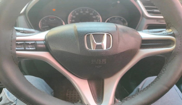 2016 Honda BR-V 1.5L I- DTEC VX, Diesel, Manual, 2,20,459 km, interior