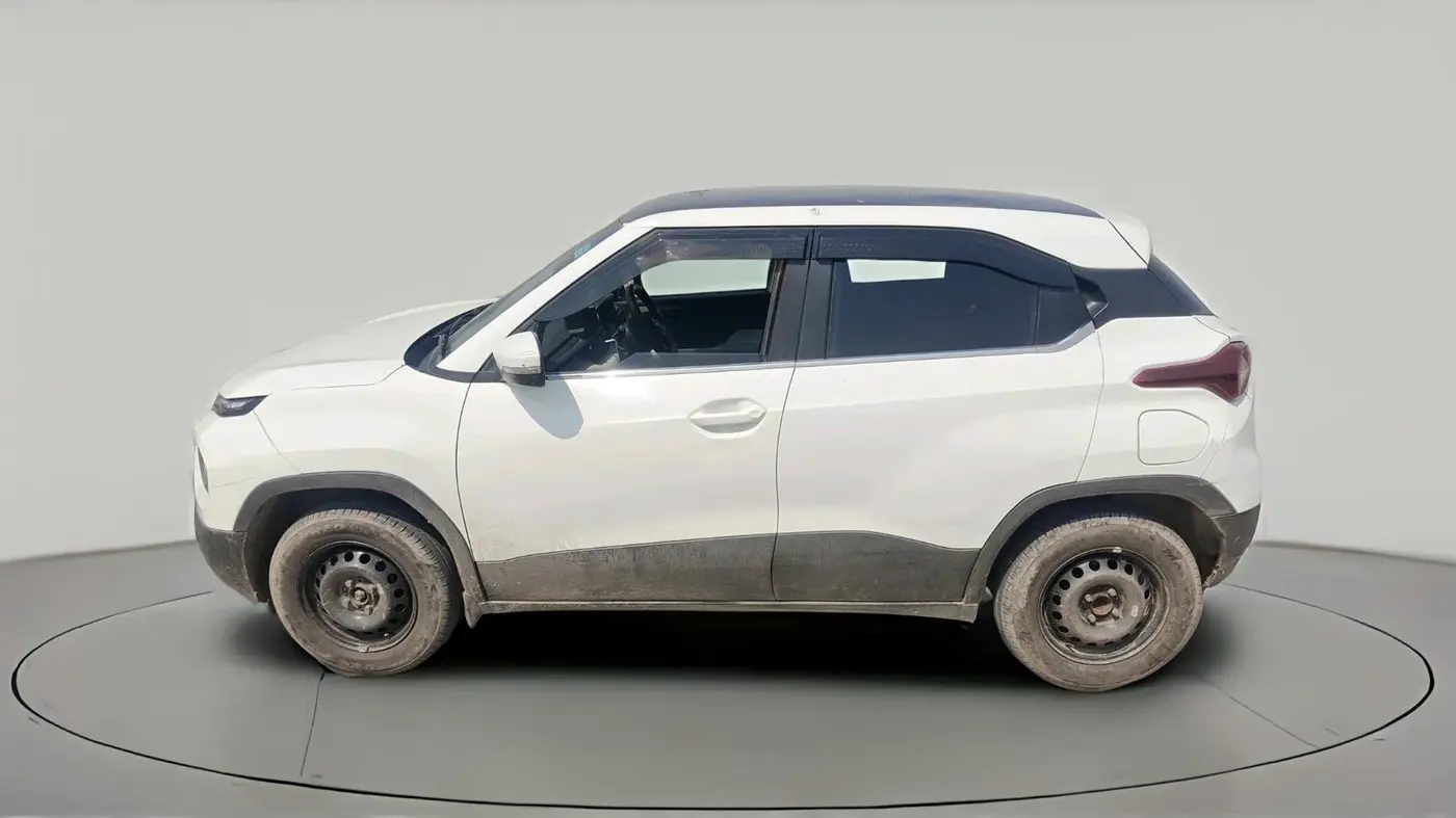 2023 Tata PUNCH PURE MT, CNG, Manual, 45,683 km, exterior
