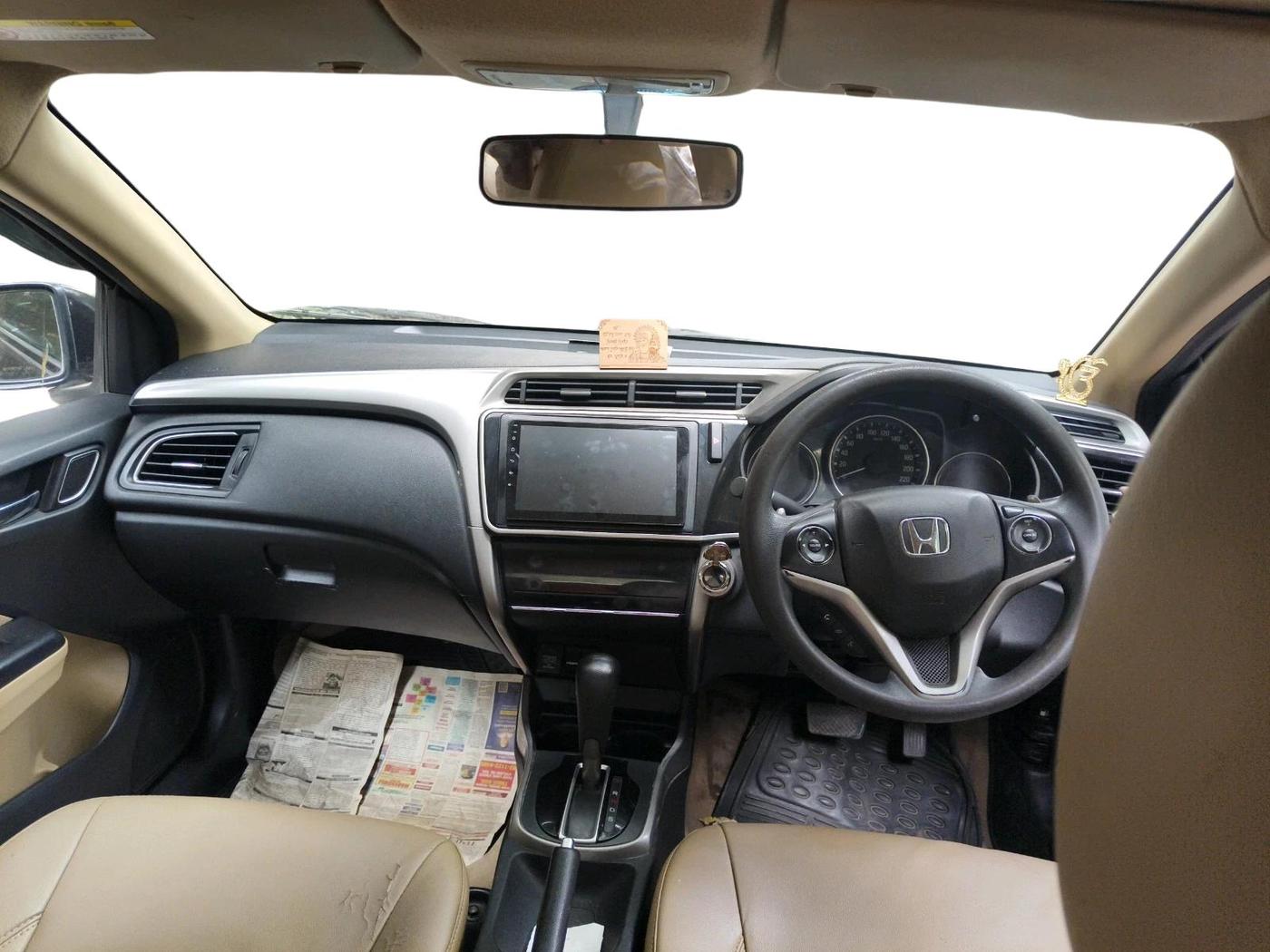2018 Honda City 1.5L I-VTE V CVT, Petrol, Automatic, 1,14,684 km, interior