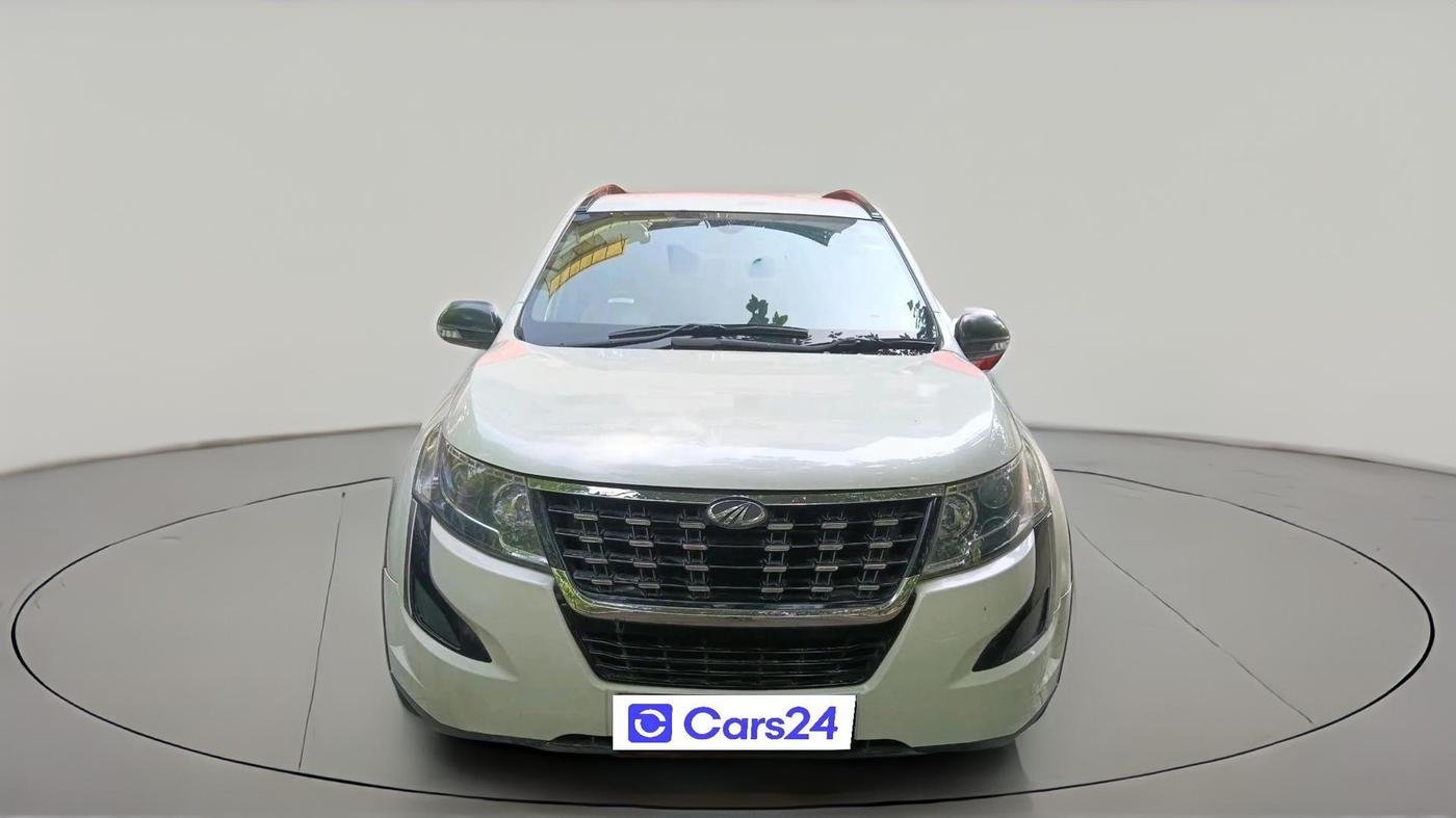 2019 Mahindra XUV500 W7, Diesel, Manual, 1,25,743 km, exterior