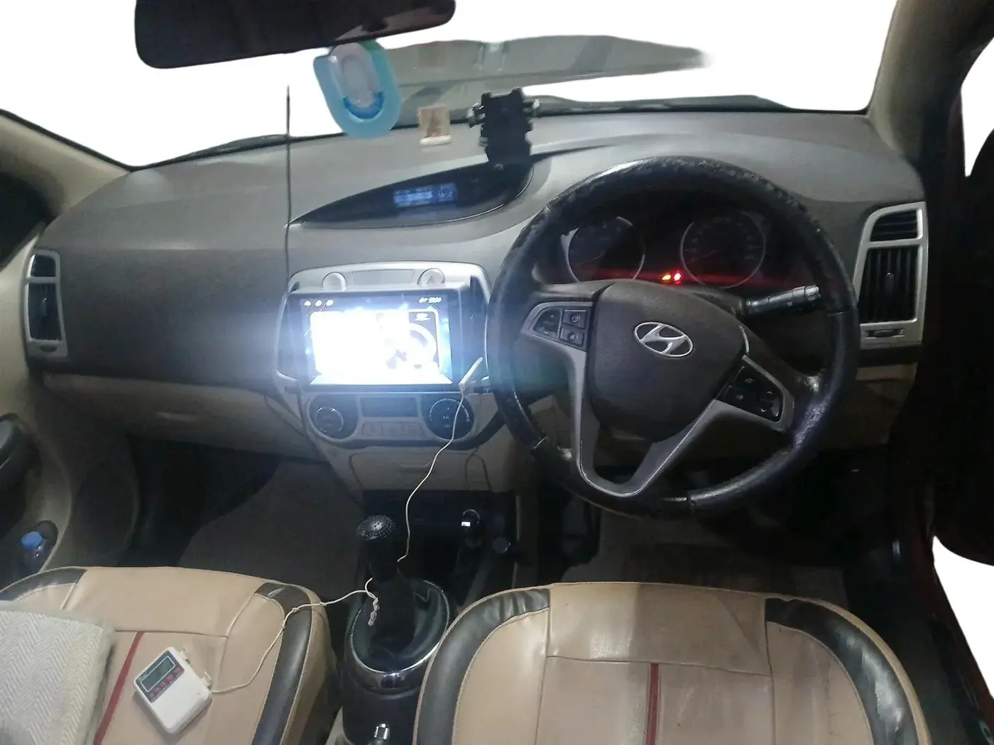 2012 Hyundai i20 SPORTZ 1.2, Petrol, Manual, 1,20,850 km, interior