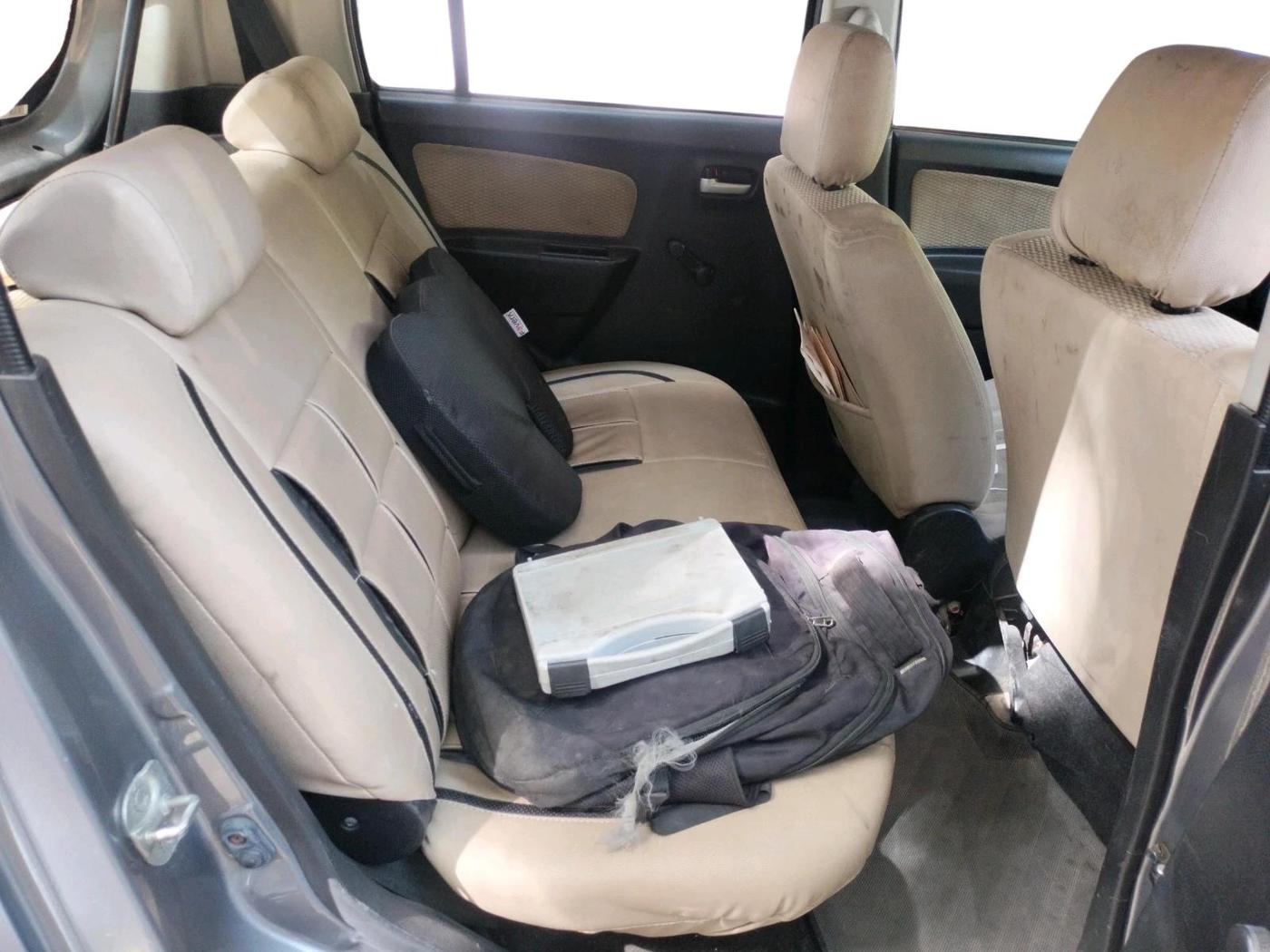 2017 Maruti Wagon R 1.0 LXI CNG (O), CNG, Manual, 1,28,779 km, interior