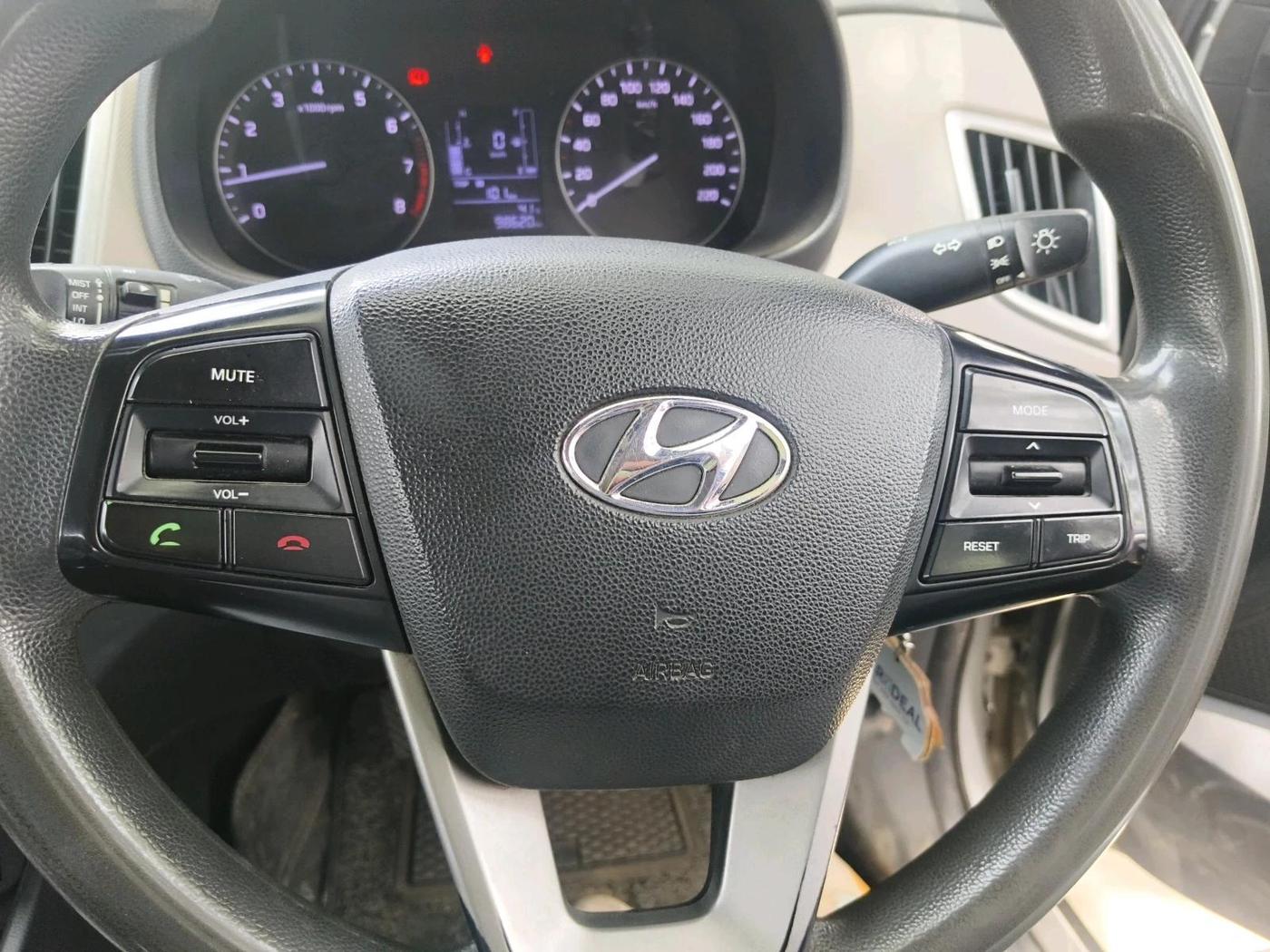2017 Hyundai Creta E PLUS 1.6 PETROL, Petrol, Manual, 98,620 km, interior