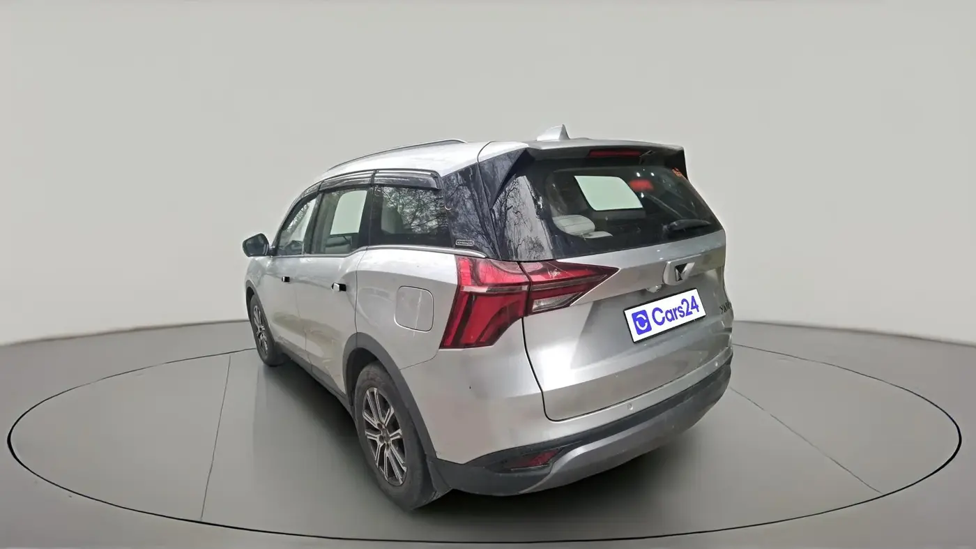 2021 Mahindra XUV700 AX 7 LUXURY P AT 7 STR, Petrol, Automatic, 24,854 km, exterior