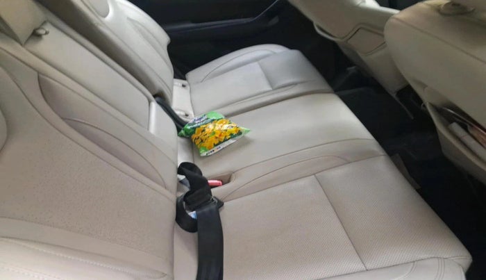 2021 Mahindra XUV700 AX 7 LUXURY P AT 7 STR, Petrol, Automatic, 24,854 km, interior