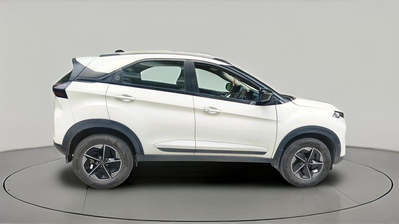 2023 Tata NEXON CREATIVE 1.2 REVOTRON 7 DCA, Petrol, Automatic, 13,071 km, exterior