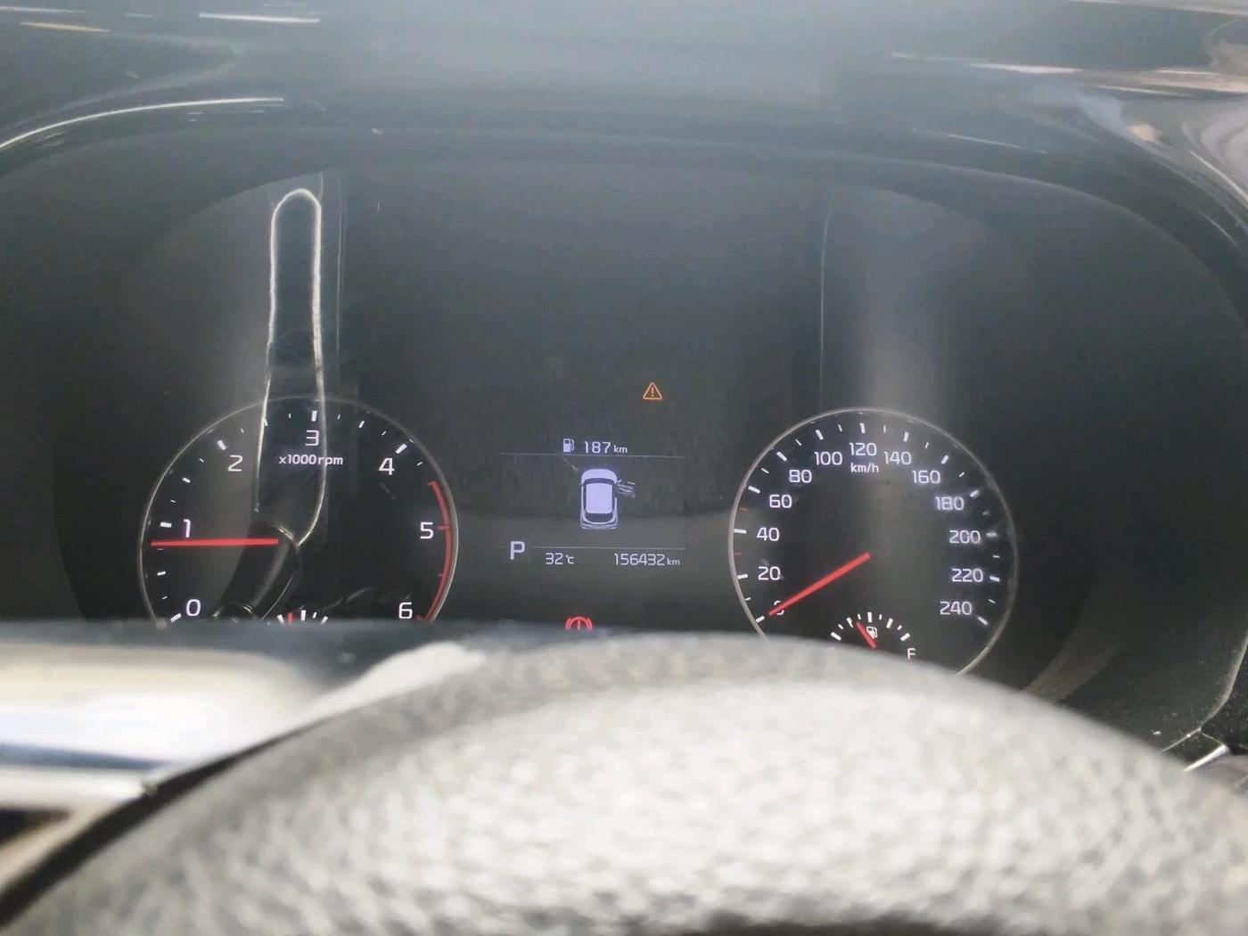 2022 KIA SELTOS HTK PLUS AT 1.5 DIESEL, Diesel, Automatic, 1,56,432 km, interior