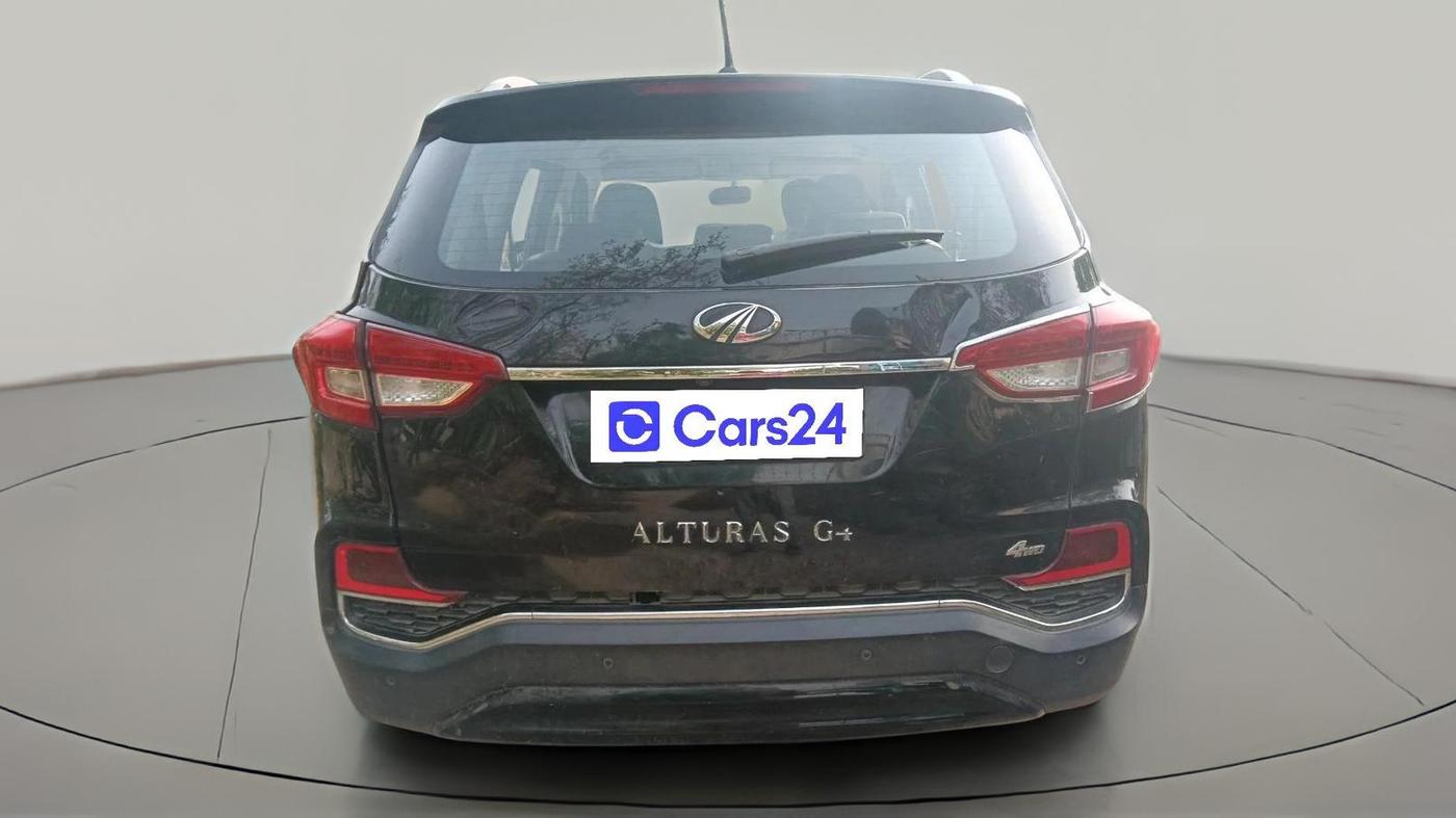 2018 Mahindra ALTURAS G4 2WD AT, Diesel, Automatic, 1,98,311 km, exterior