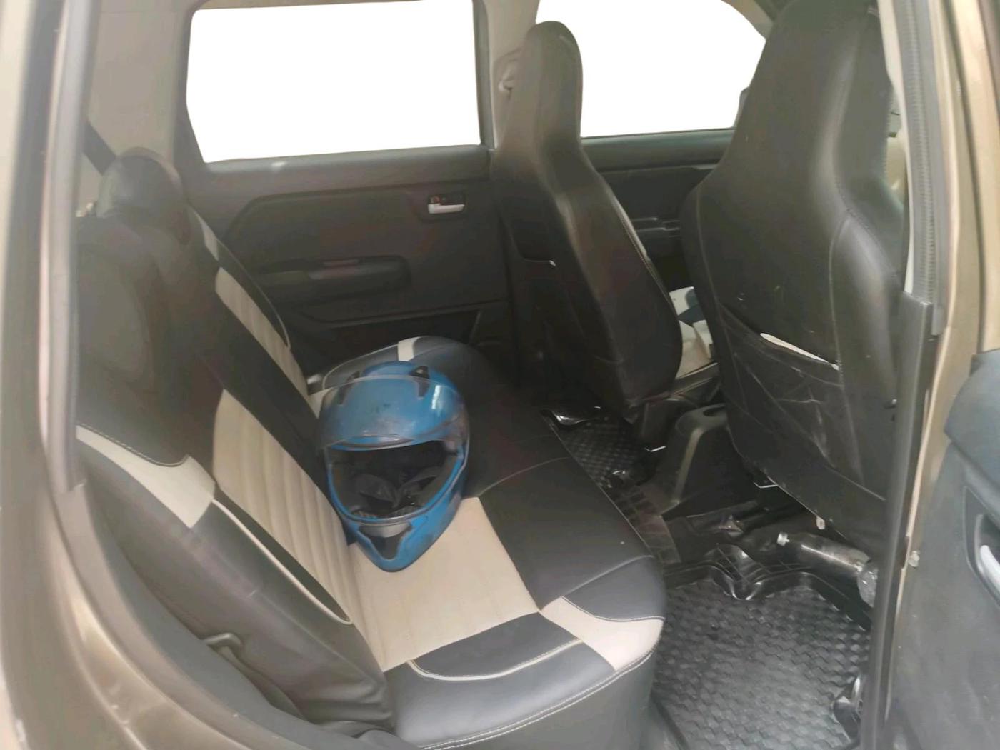 2022 Maruti New Wagon-R VXI CNG 1.0, CNG, Manual, 71,932 km, interior
