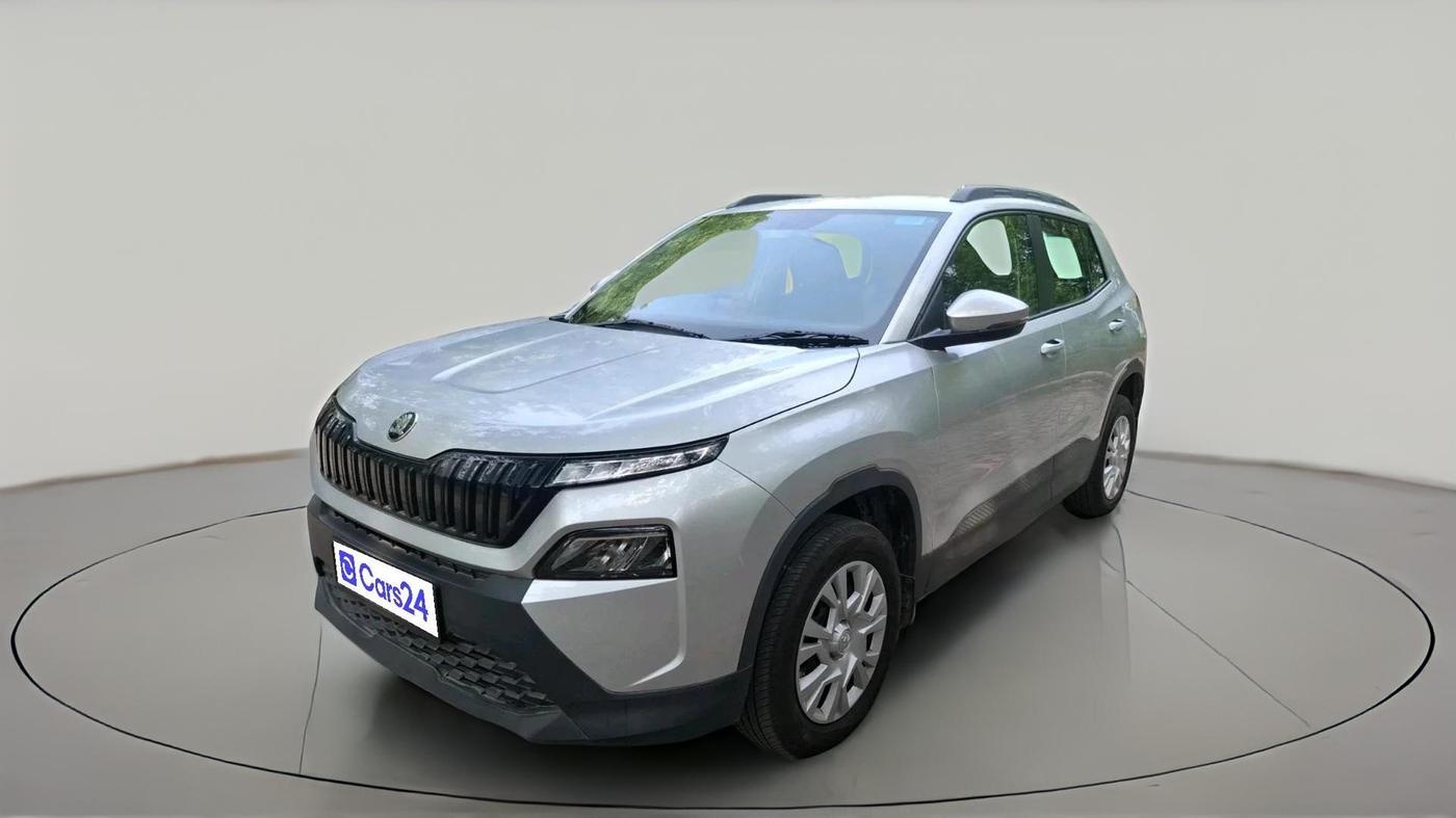 2025 Skoda KUSHAQ Classic 1.0L TSI, Petrol, Manual, 3,098 km, exterior