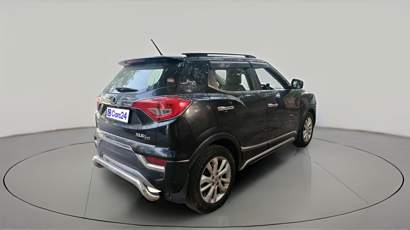 2019 Mahindra XUV300 W8 1.2 PETROL, Petrol, Manual, 59,535 km, exterior