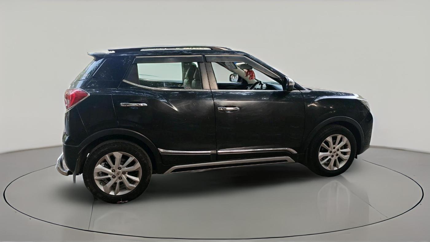 2019 Mahindra XUV300 W8 1.2 PETROL, Petrol, Manual, 59,535 km, exterior