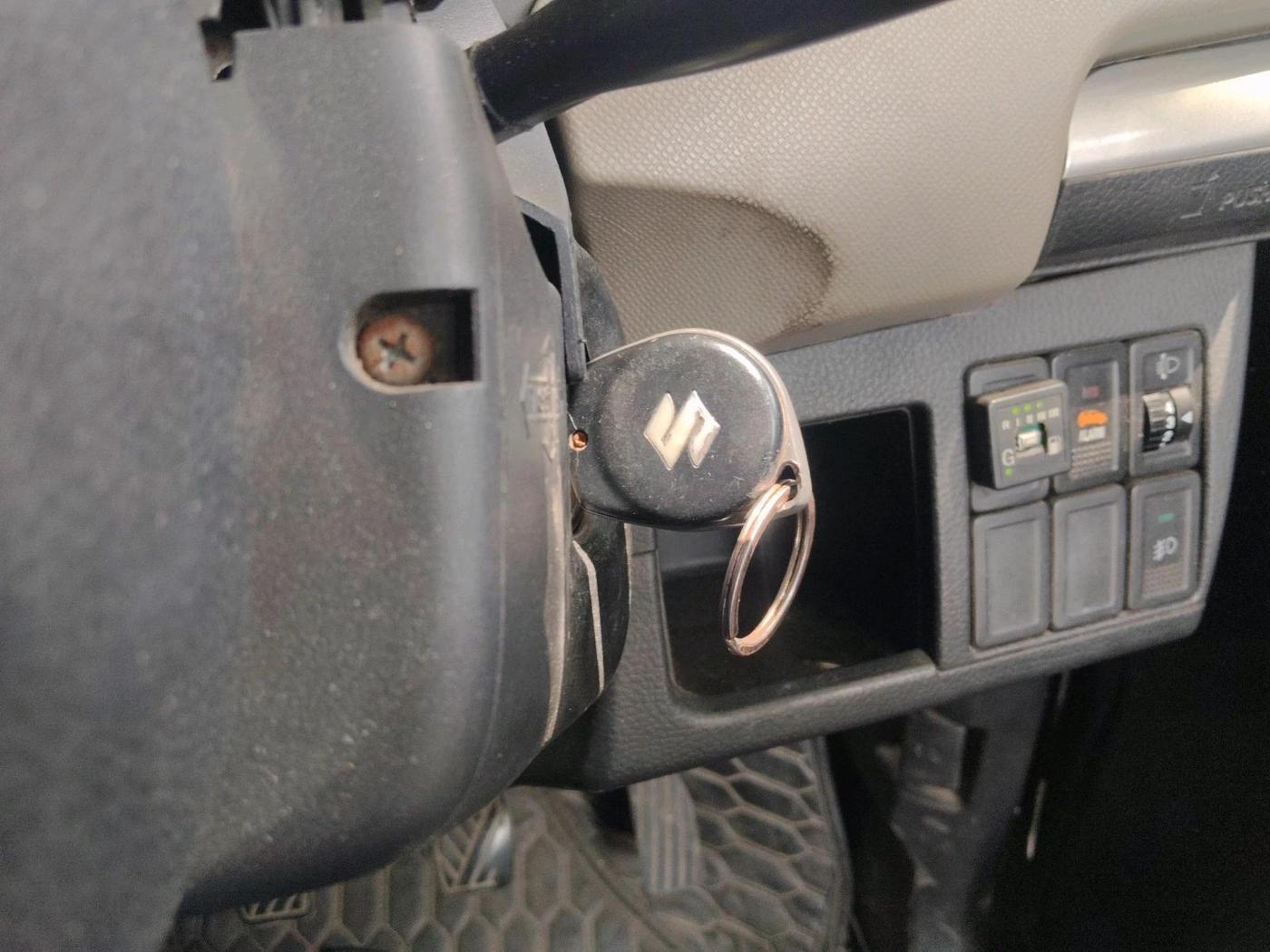 2015 Maruti Wagon R 1.0 VXI, CNG, Manual, 63,230 km, interior