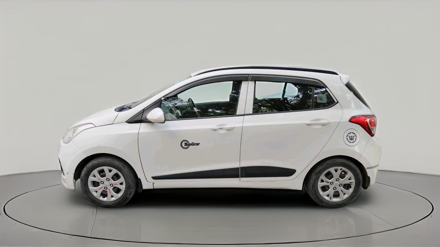 2016 Hyundai Grand i10 SPORTZ 1.2 KAPPA VTVT, CNG, Manual, 99,880 km, exterior