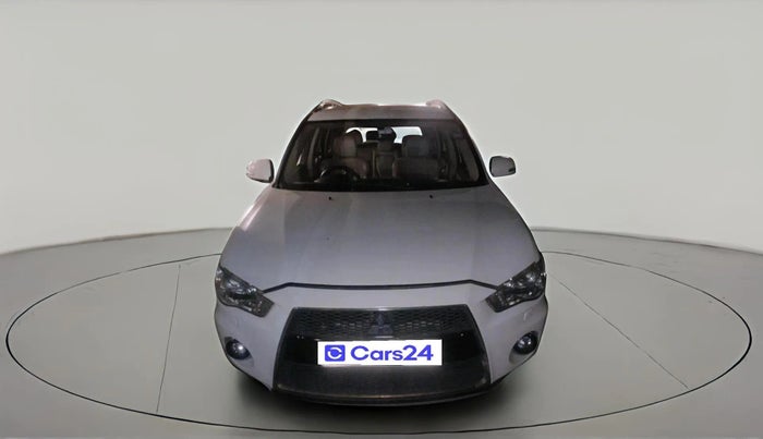 2011 Mitsubishi Outlander 2.4 MIVEC, Petrol, Automatic, 1,20,351 km, exterior