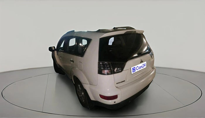 2011 Mitsubishi Outlander 2.4 MIVEC, Petrol, Automatic, 1,20,351 km, exterior