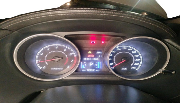 2011 Mitsubishi Outlander 2.4 MIVEC, Petrol, Automatic, 1,20,351 km, interior