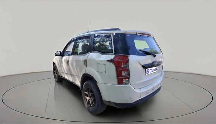 2017 Mahindra XUV500 W6 1.99, Diesel, Manual, 1,90,847 km, exterior