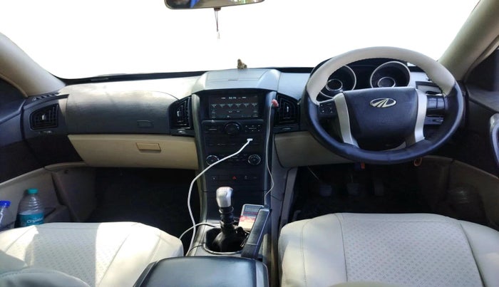 2017 Mahindra XUV500 W6 1.99, Diesel, Manual, 1,90,847 km, interior