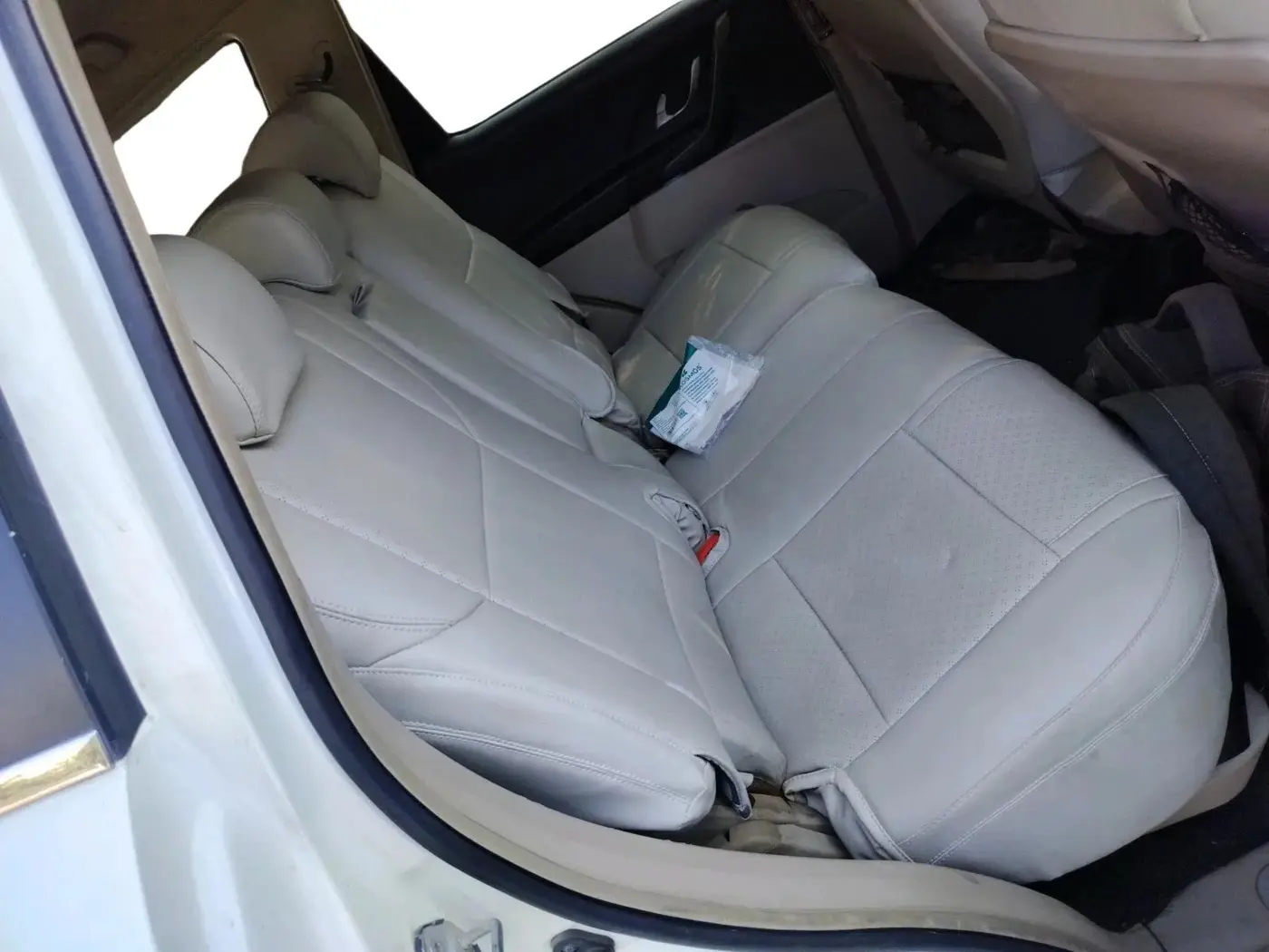 2017 Mahindra XUV500 W6 1.99, Diesel, Manual, 1,90,847 km, interior