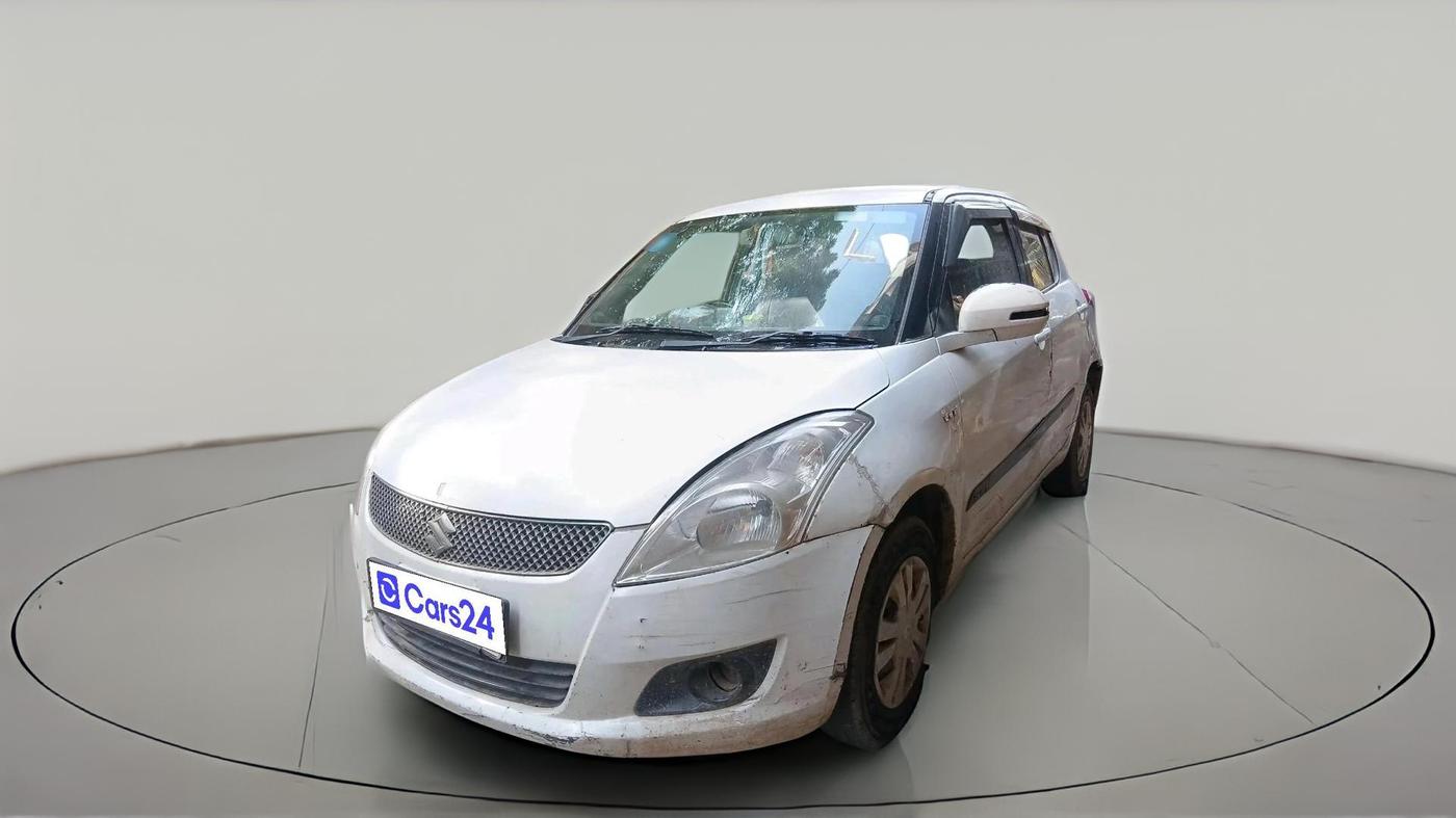 2011 Maruti Swift VXI, CNG, Manual, 1,01,406 km, exterior