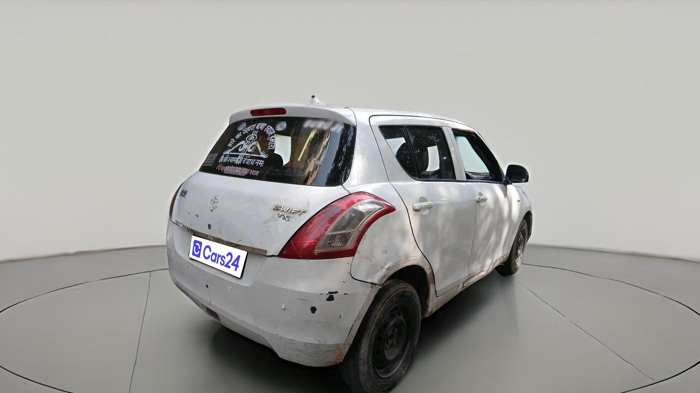 2011 Maruti Swift VXI, CNG, Manual, 1,01,406 km, exterior