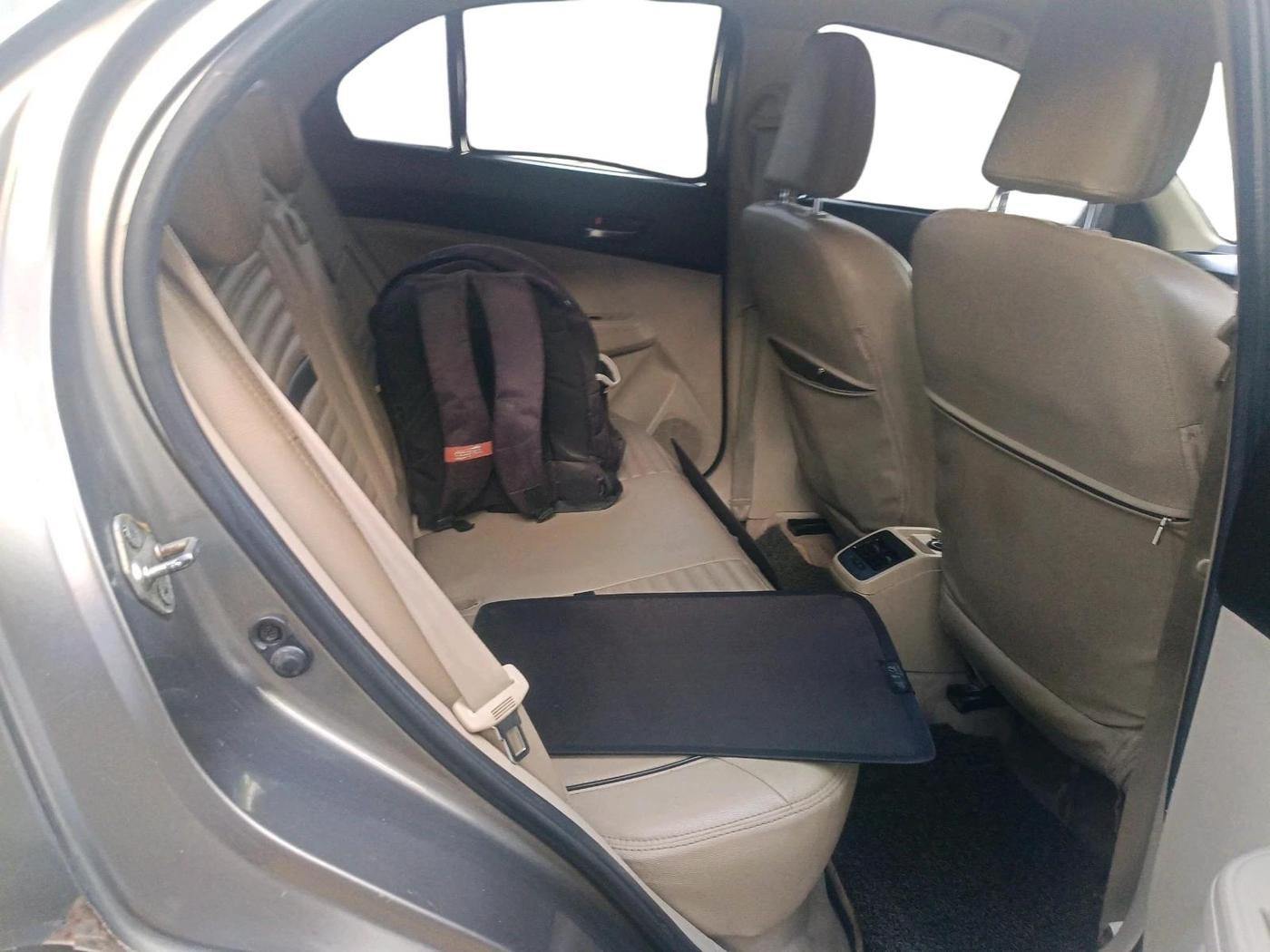 2018 Maruti Dzire VXI, CNG, Manual, 53,559 km, interior