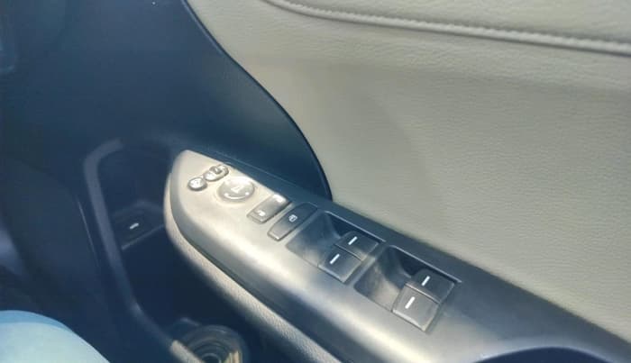 2019 Honda Civic 1.8L I-VTEC ZX CVT, Petrol, Automatic, 1,11,073 km, interior