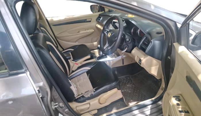 2011 Honda City 1.5L I-VTEC S MT, CNG, Manual, 1,41,238 km, interior
