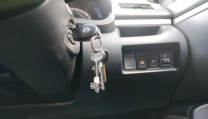 2011 Maruti Swift VXI, Petrol, Manual, 1,14,262 km, interior