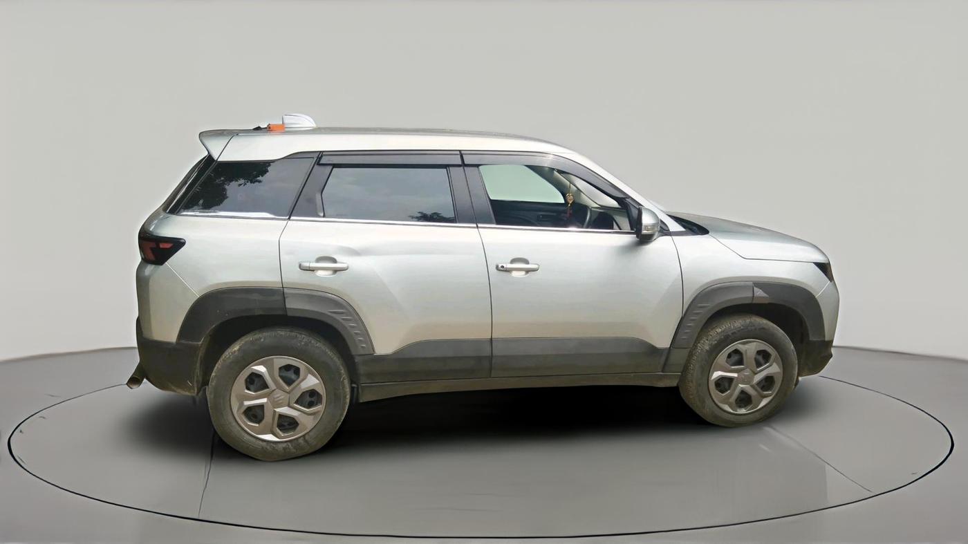 2025 Maruti BREZZA LXI S- CNG, CNG, Manual, 30,098 km, exterior