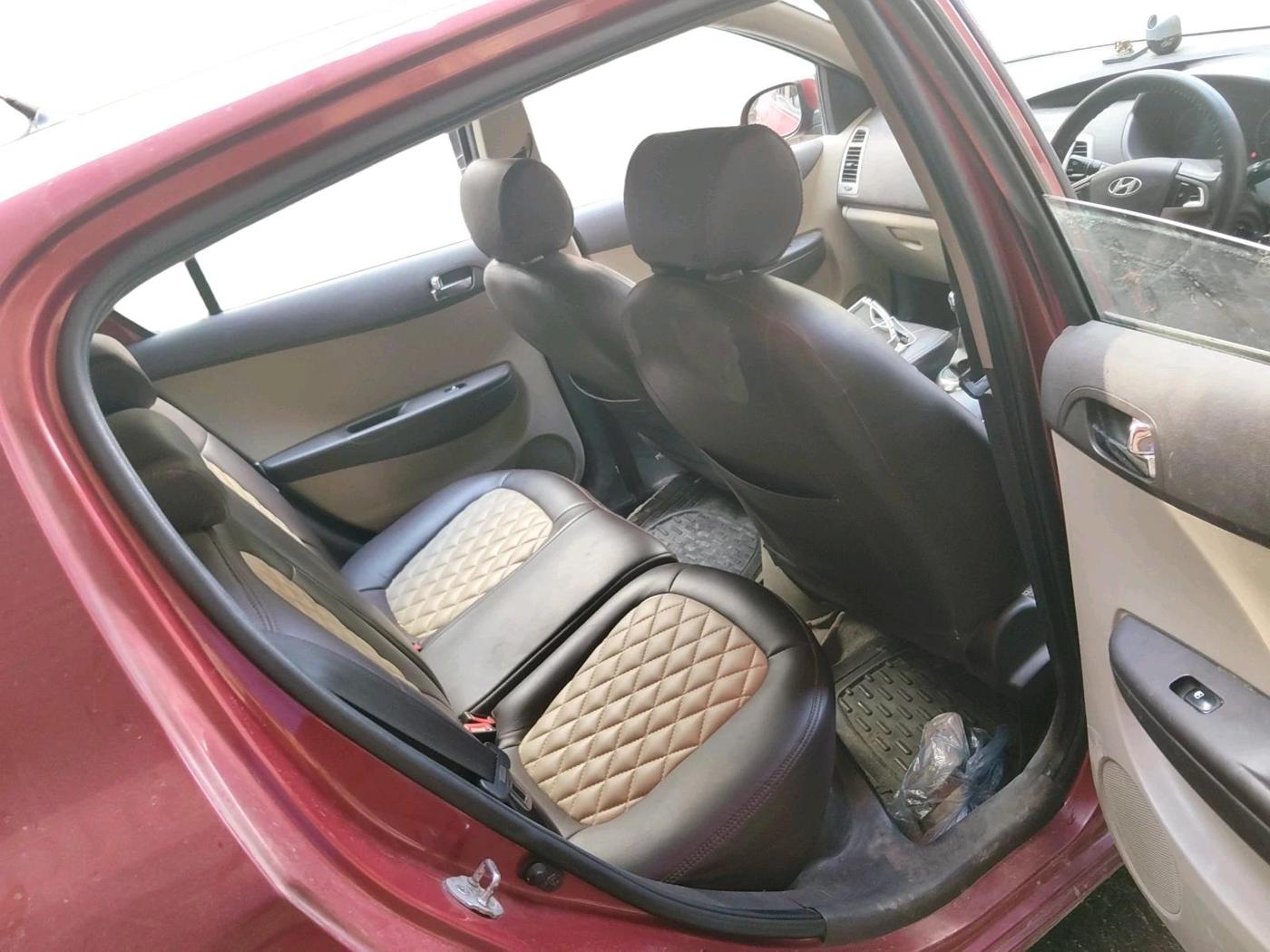 2011 Hyundai i20 SPORTZ 1.2, Petrol, Manual, 45,497 km, interior