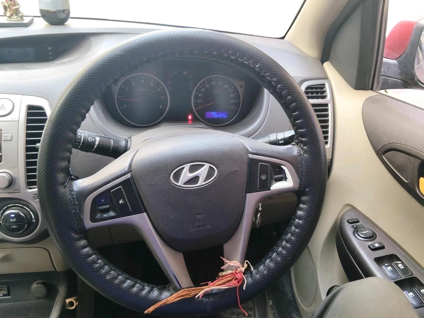 2011 Hyundai i20 SPORTZ 1.2, Petrol, Manual, 45,497 km, interior