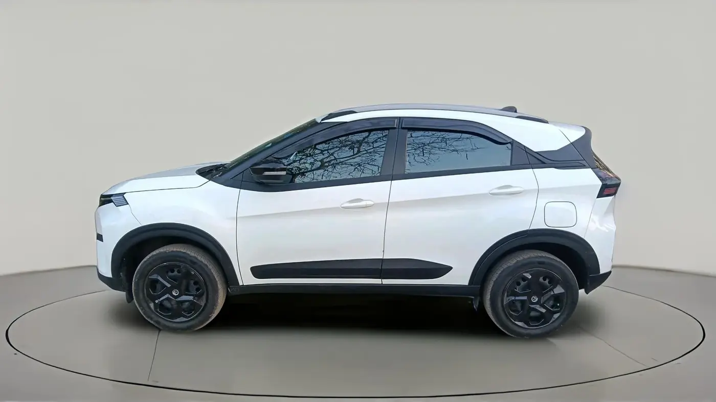2025 Tata NEXON Pure Plus (S) 1.2 iCNG 6MT, CNG, Manual, 24,507 km, exterior