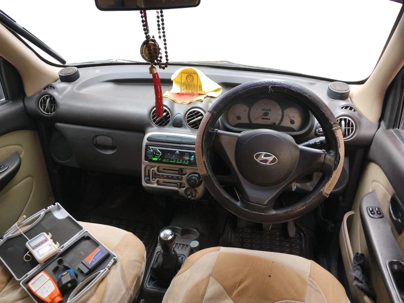 2011 Hyundai Santro Xing GL, CNG, Manual, 1,86,559 km, interior