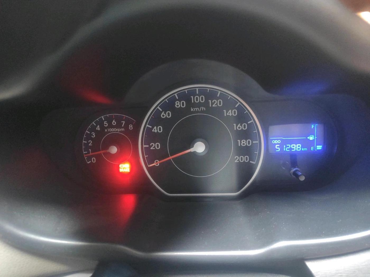 2014 Hyundai i10 SPORTZ 1.1, Petrol, Manual, 51,298 km, interior