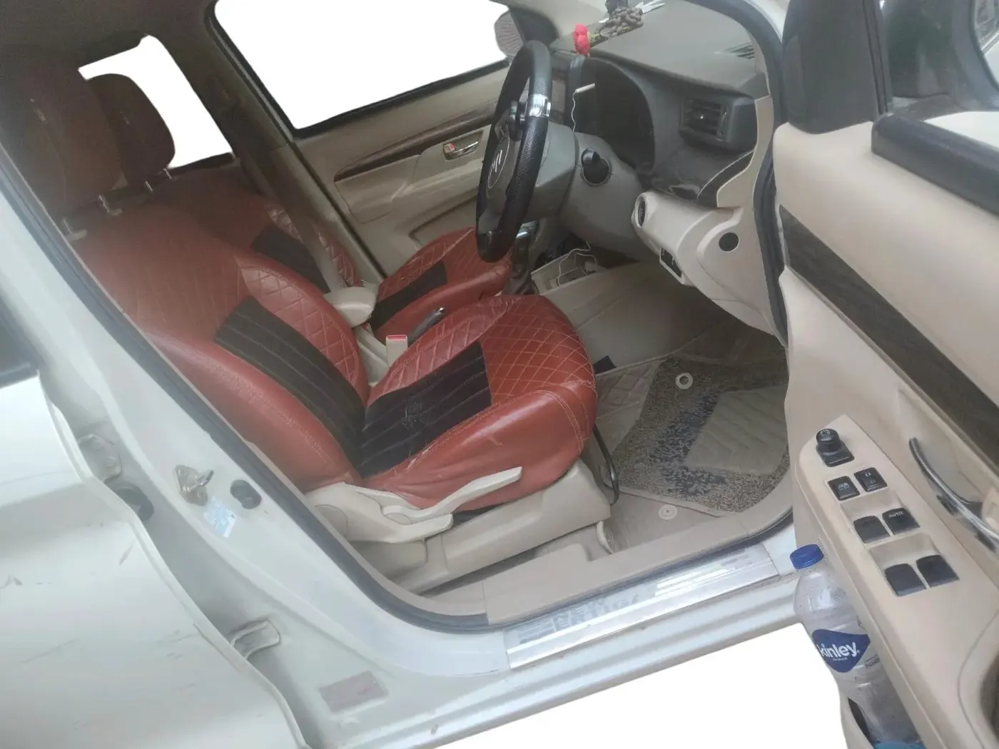 2020 Maruti Ertiga ZXI AT SHVS, Petrol, Automatic, 1,19,496 km, interior