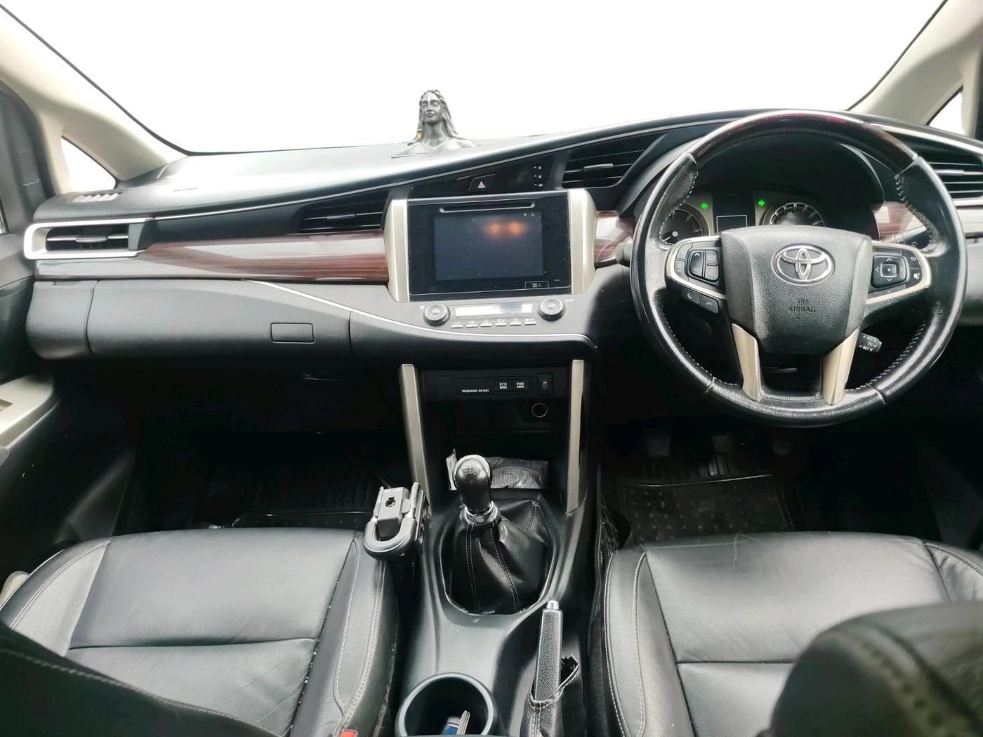 2016 Toyota Innova Crysta 2.4 ZX 7 STR, Diesel, Manual, 84,160 km, interior