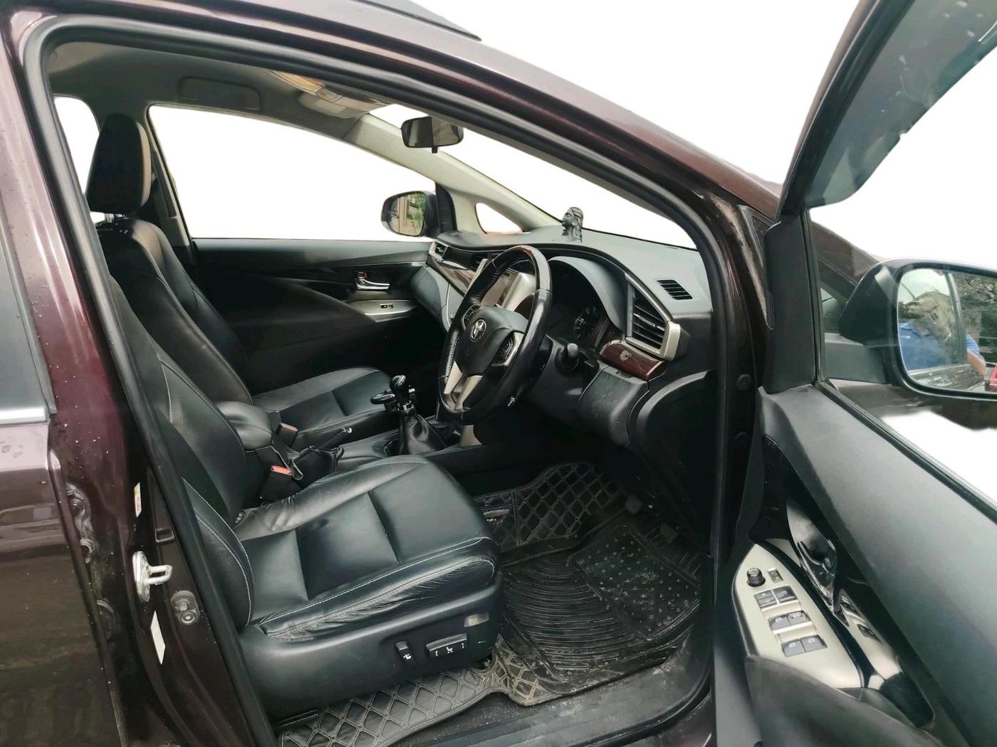 2016 Toyota Innova Crysta 2.4 ZX 7 STR, Diesel, Manual, 84,160 km, interior