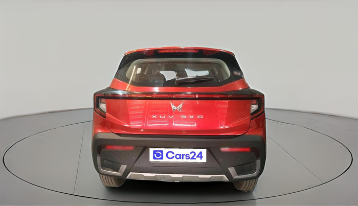 2024 Mahindra XUV 3XO AX5 1.2 L TCMPFi, Petrol, Manual, 24,105 km, exterior