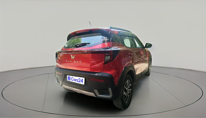 2024 Mahindra XUV 3XO AX5 1.2 L TCMPFi, Petrol, Manual, 24,105 km, exterior
