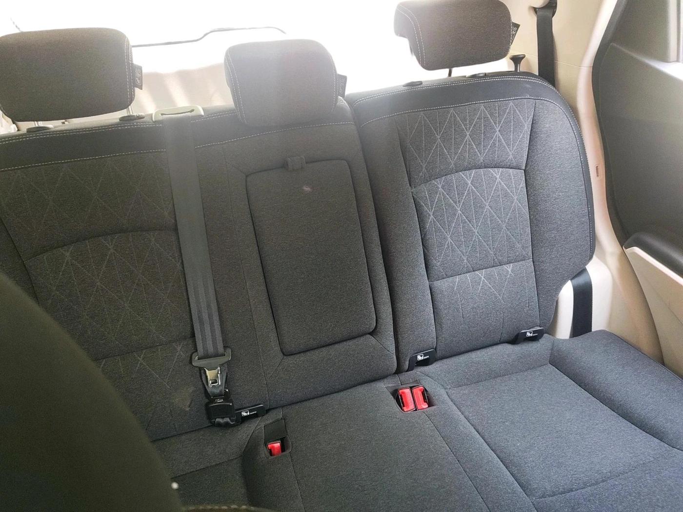 2024 Mahindra XUV 3XO AX5 1.2 L TCMPFi, Petrol, Manual, 24,105 km, interior